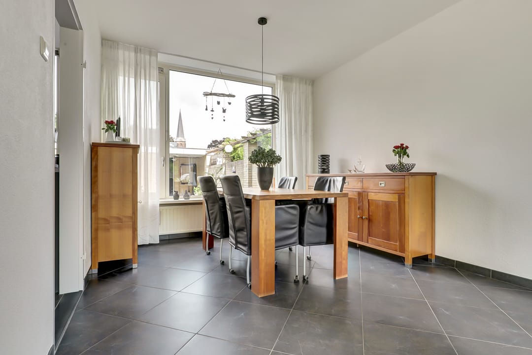 Photo 11 of Prins Bernhardstraat 3
