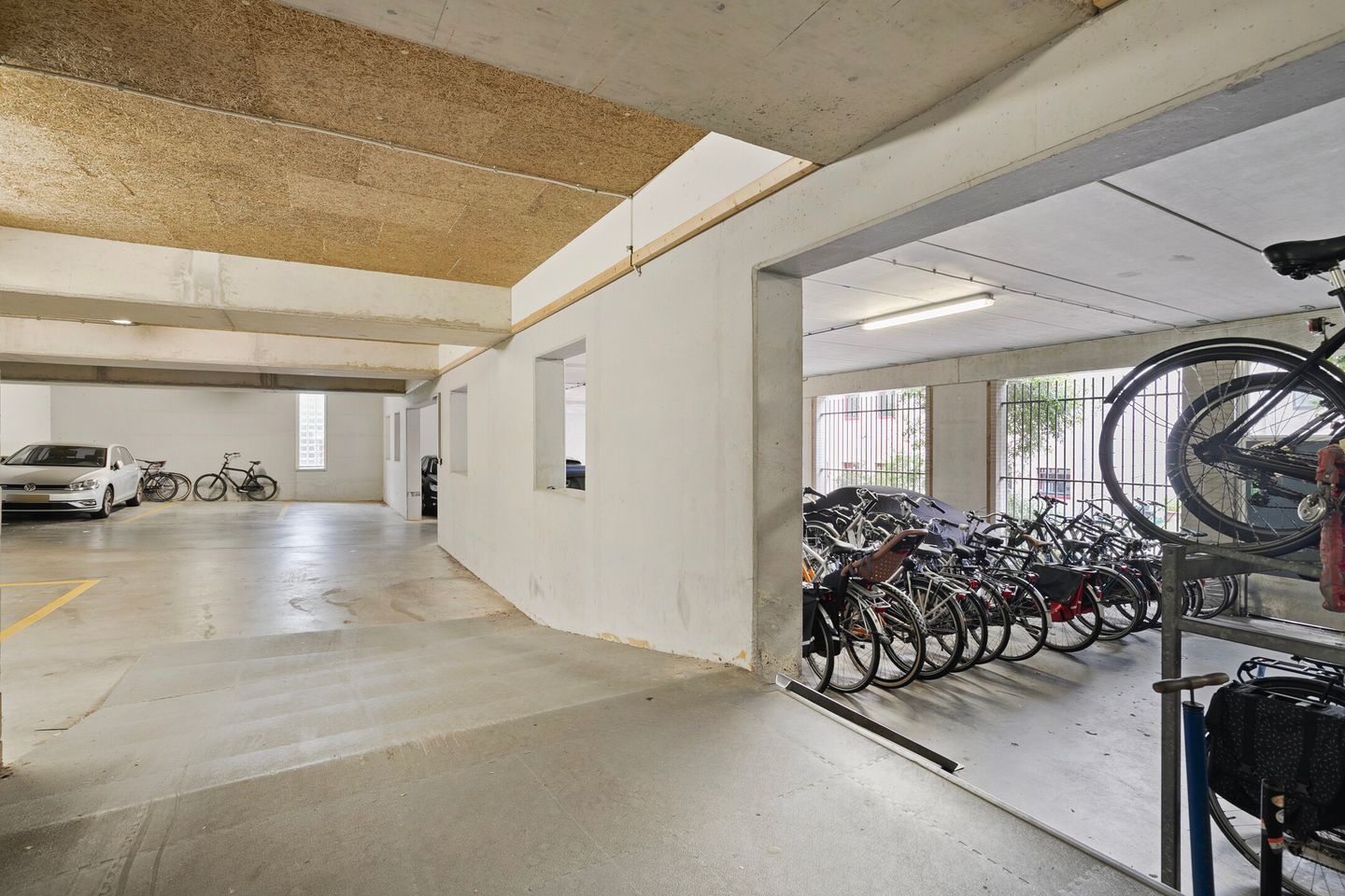 Foto 34 van Hoogte Kadijk 110-R