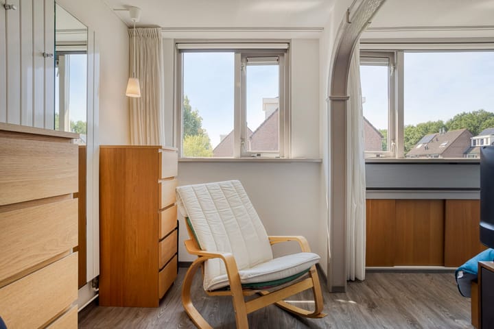 Foto 12 van Leliestraat 10