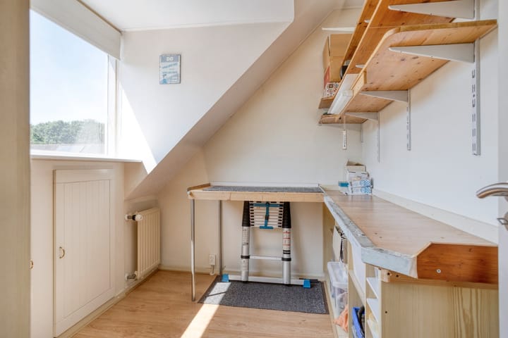 Foto 21 van Leliestraat 10