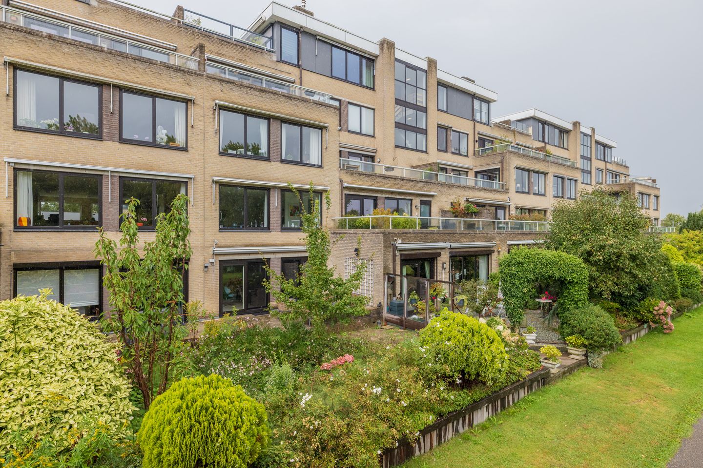 Foto 1 van Reviuslaan 76