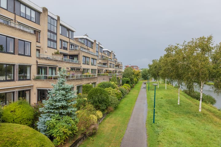 Foto 6 van Reviuslaan 76