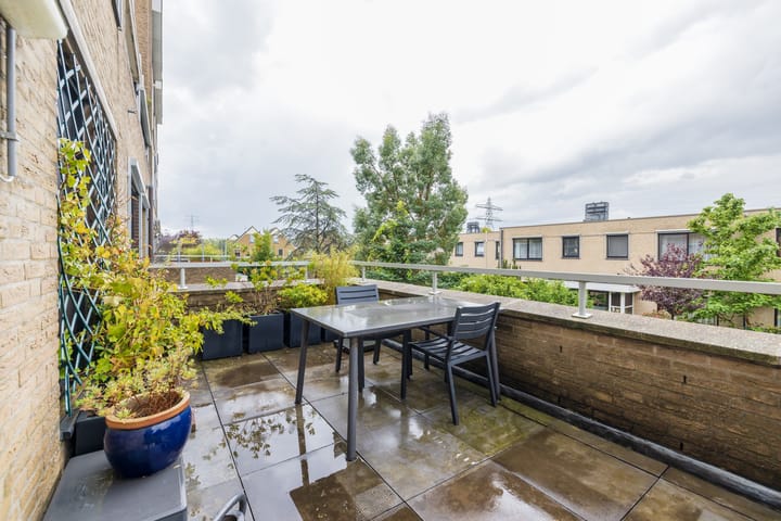 Foto 18 van Reviuslaan 76