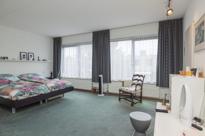 Foto 21 van Reviuslaan 76