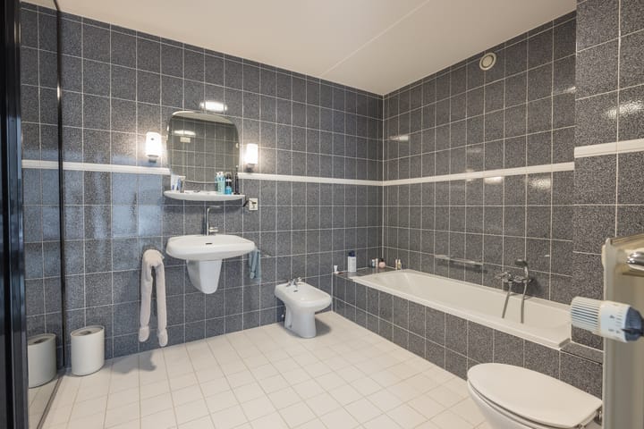 Foto 23 van Reviuslaan 76