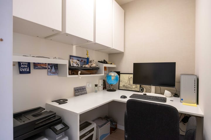 Foto 24 van Folkert Poststraat 6