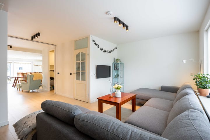 Foto 20 van Folkert Poststraat 6