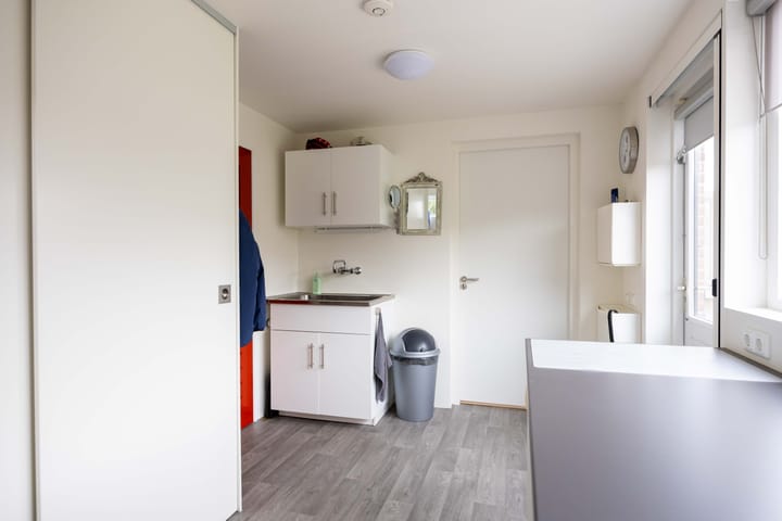 Foto 44 van Folkert Poststraat 6