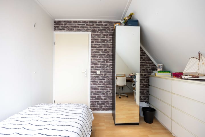 Foto 48 van Folkert Poststraat 6