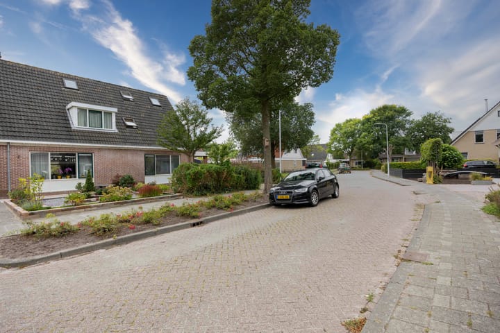 Foto 55 van Folkert Poststraat 6