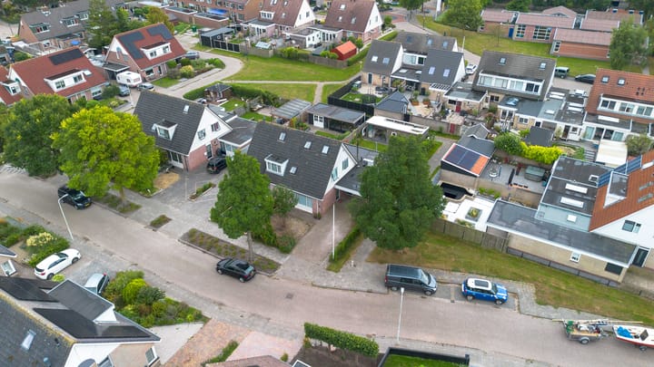 Foto 57 van Folkert Poststraat 6