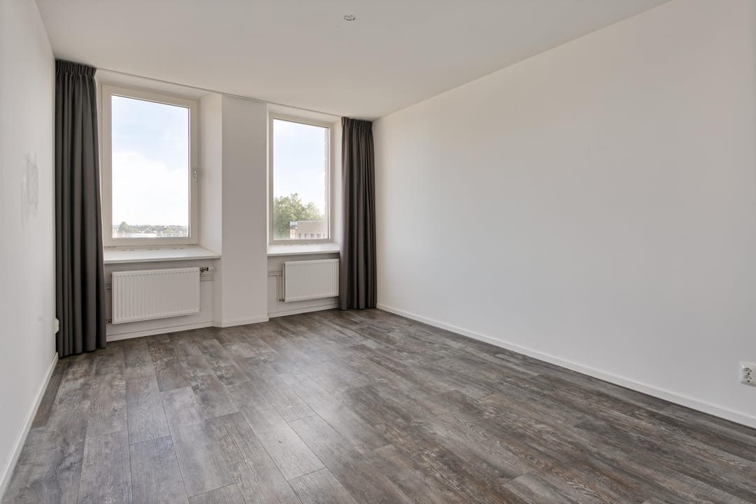 Photo 8 of Beverwijcksplaats 6-B3