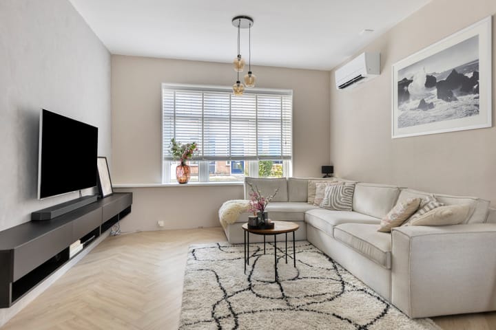 Foto 3 van Albertine Agnesstraat 19