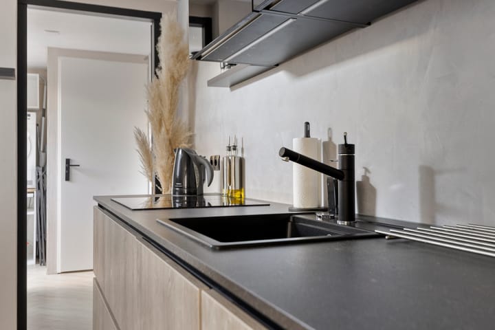 Photo 14 of Albertine Agnesstraat 19