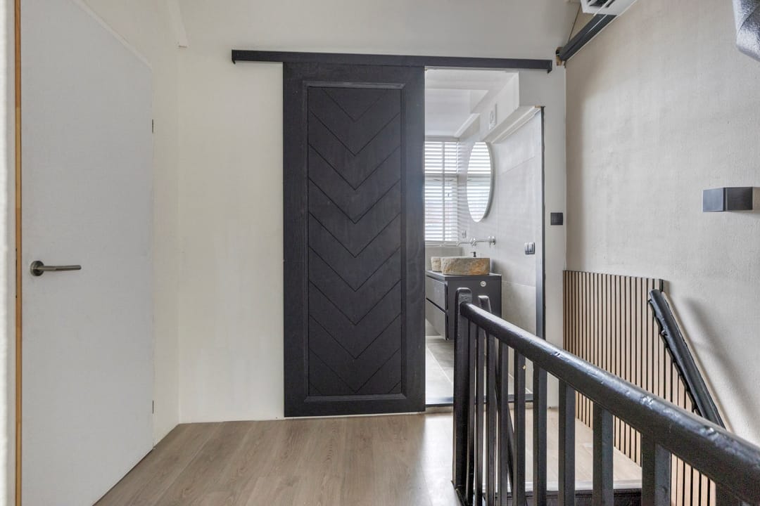 Foto 17 van Albertine Agnesstraat 19