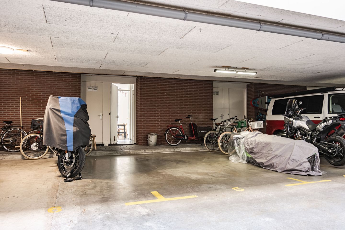 Foto 40 van Rie Mastenbroekstraat 5