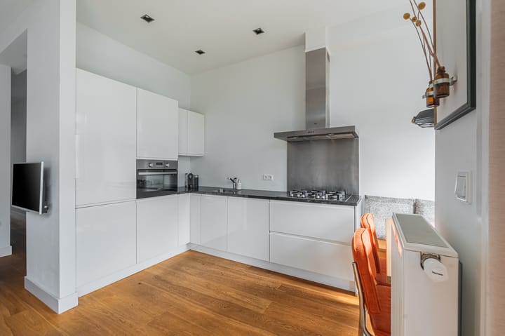 Photo 5 of Vrolikstraat 268-1