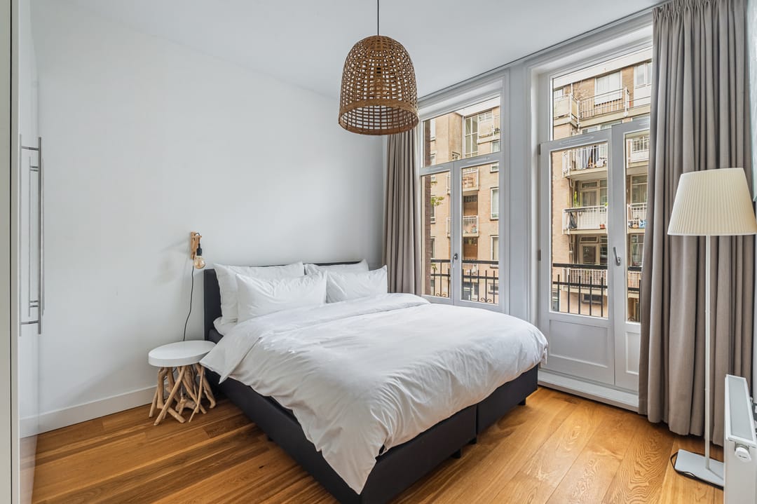 Photo 11 of Vrolikstraat 268-1