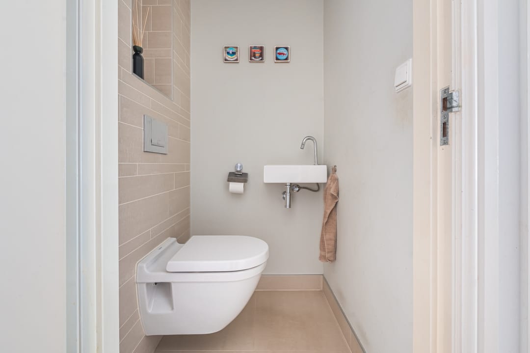 Photo 13 of Vrolikstraat 268-1