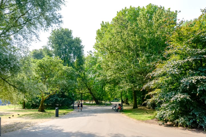 Photo 17 of Vrolikstraat 268-1