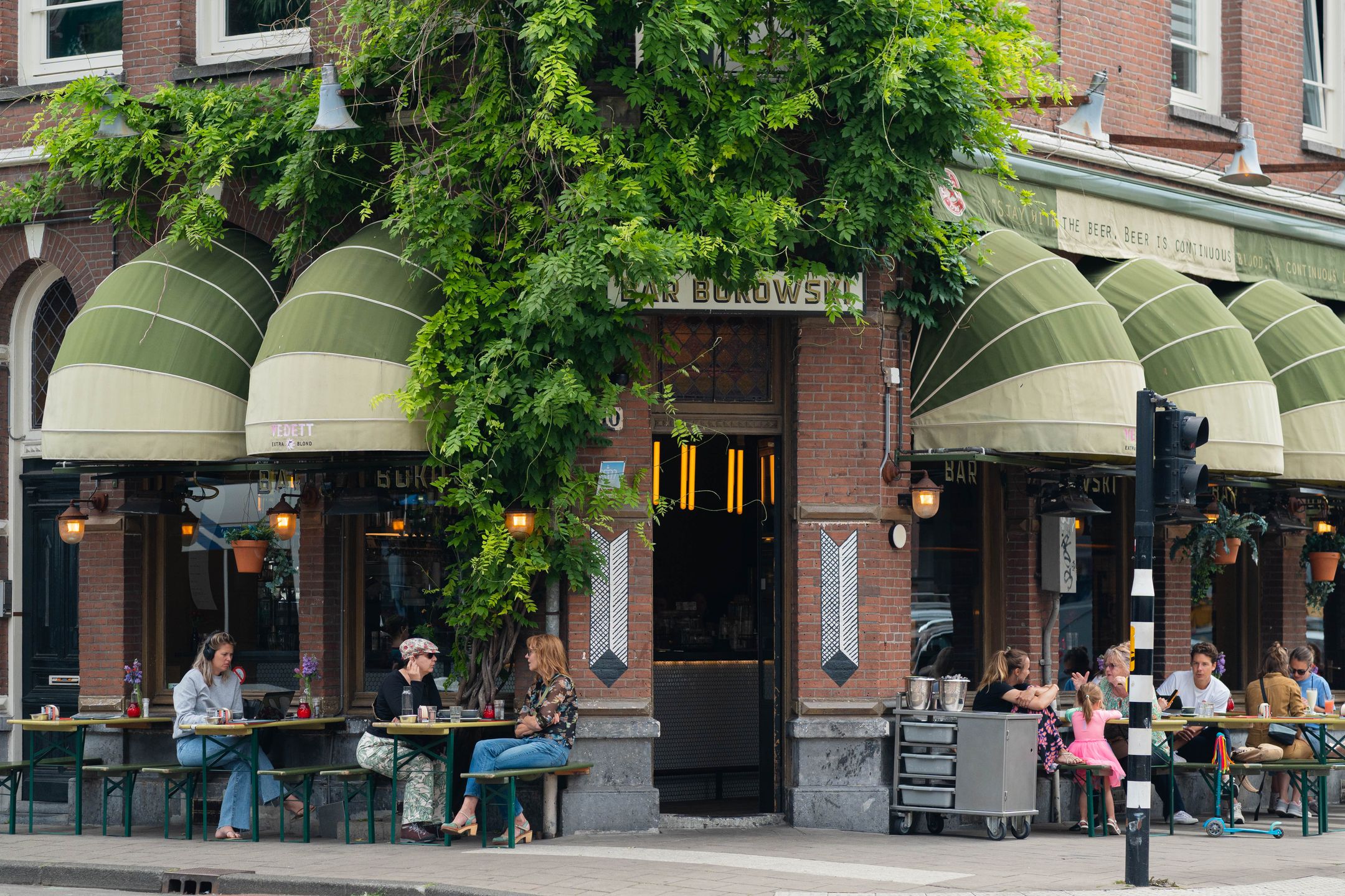 Photo 18 of Vrolikstraat 268-1