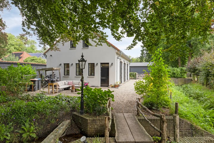 Photo 42 of Hoenderloseweg 145