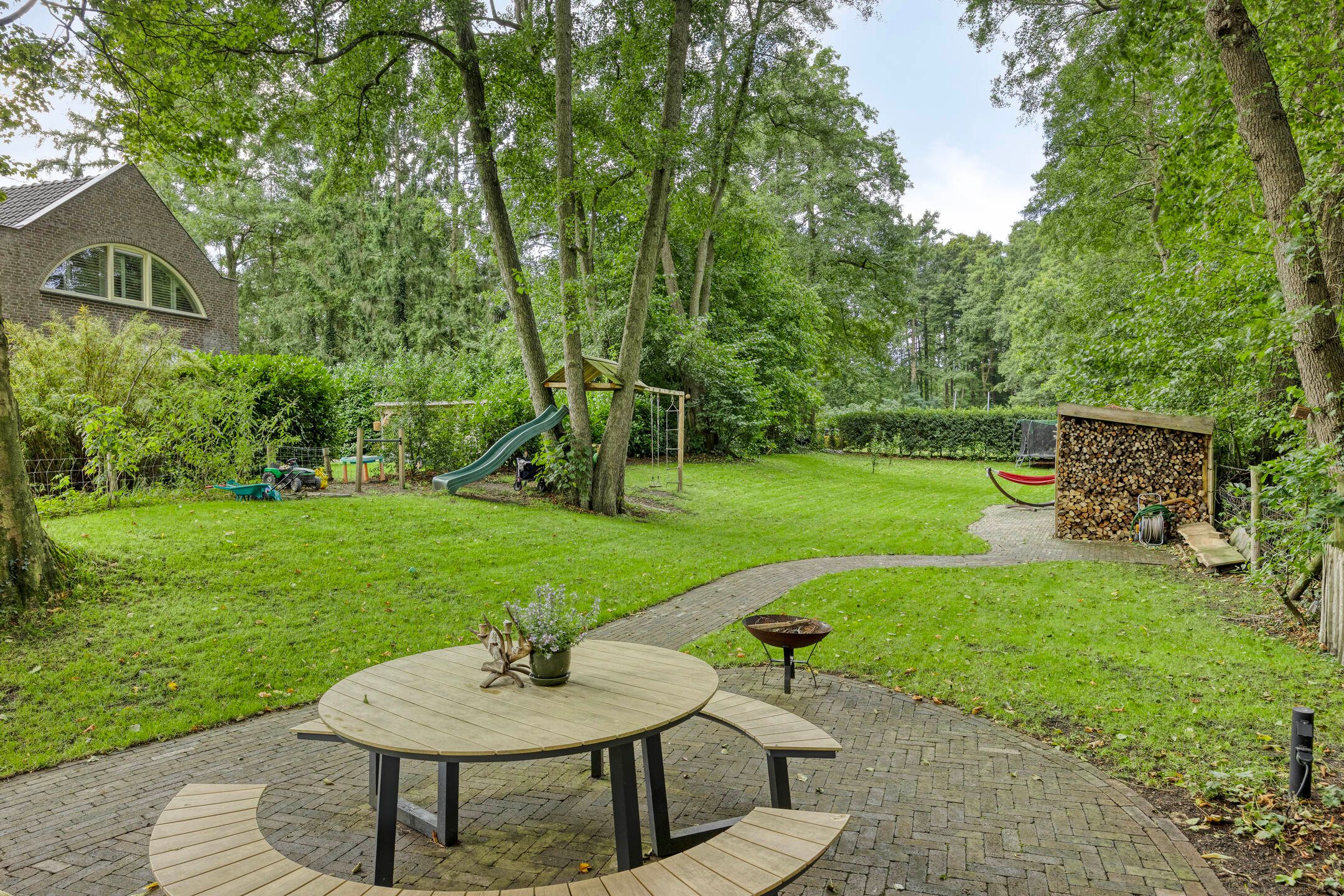 Photo 48 of Hoenderloseweg 145