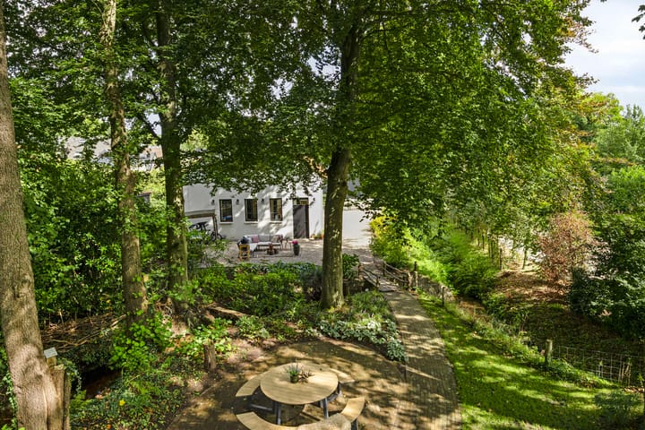 Photo 51 of Hoenderloseweg 145