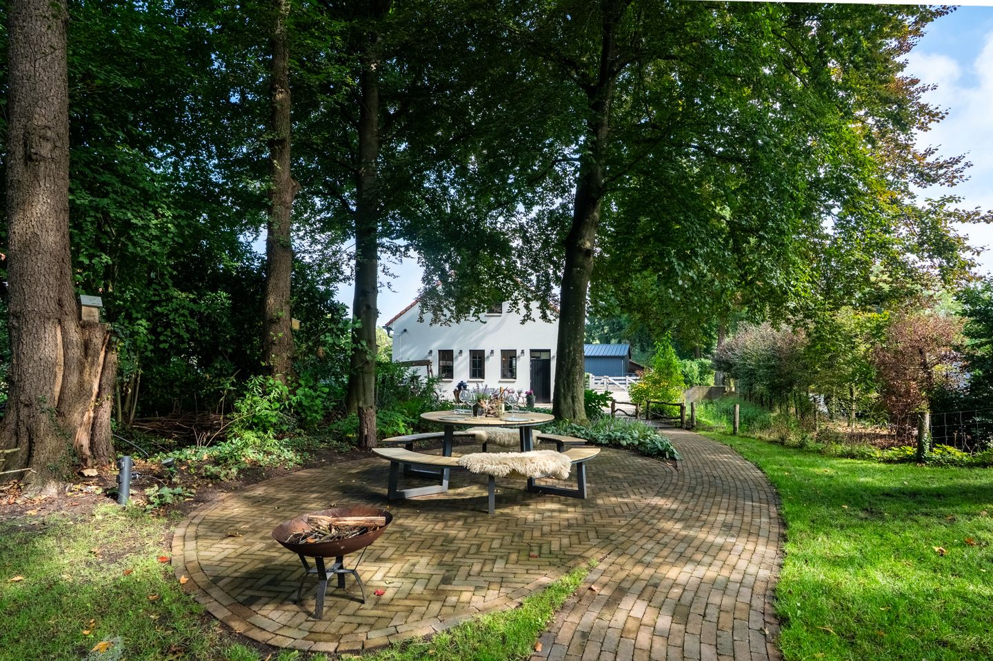 Photo 49 of Hoenderloseweg 145