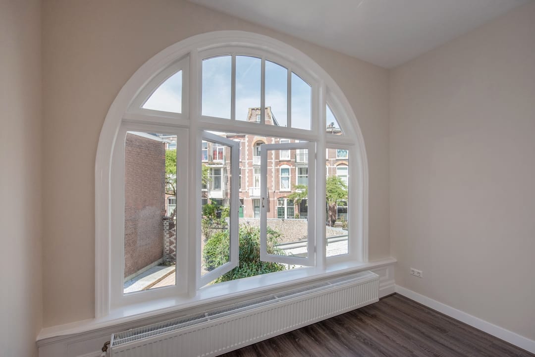 Photo 16 of Valkenboslaan 33-A