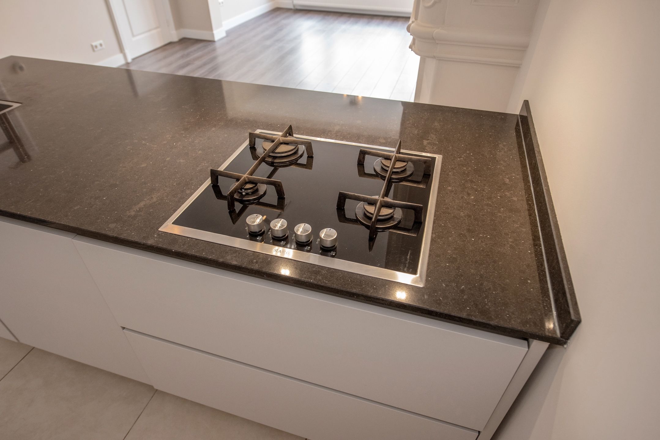 Photo 24 of Valkenboslaan 33-A