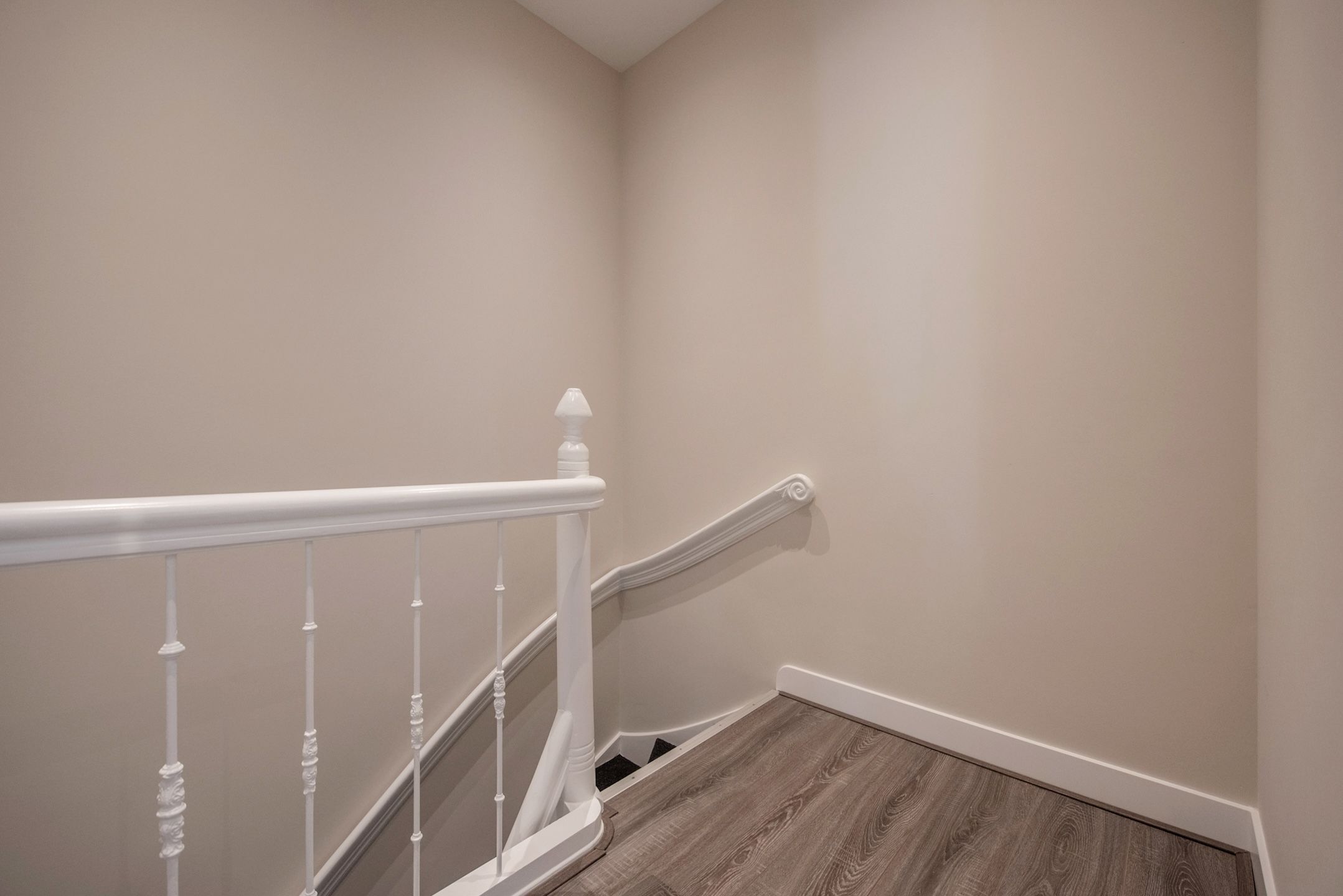 Photo 27 of Valkenboslaan 33-A