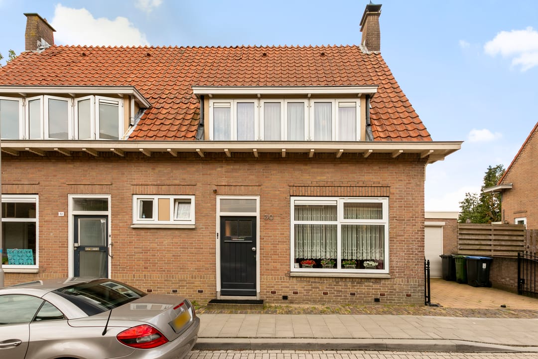 Foto 1 van St. Josephstraat 30