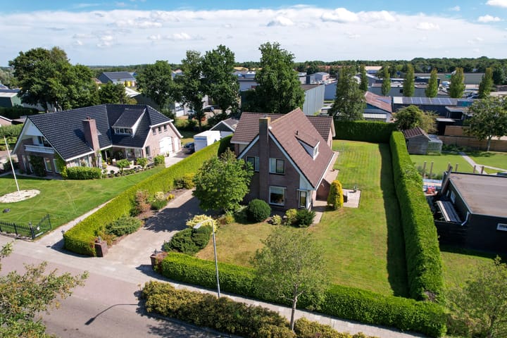 Photo 4 of Lutjegasterweg 26