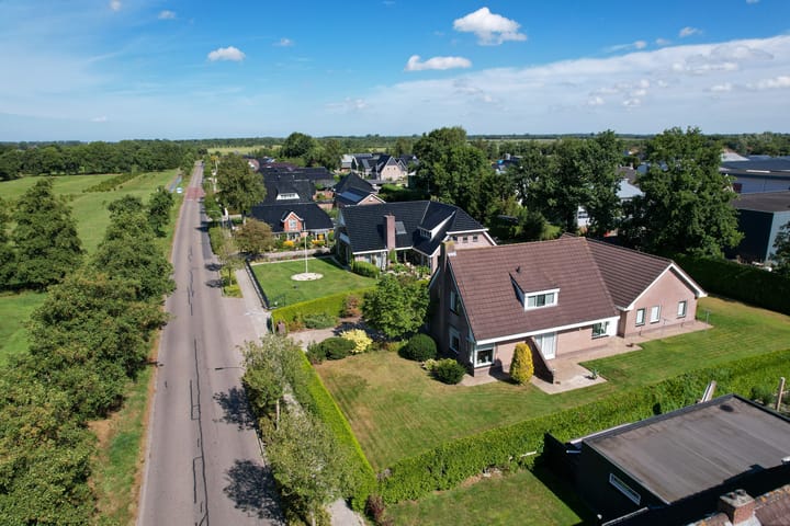 Photo 5 of Lutjegasterweg 26