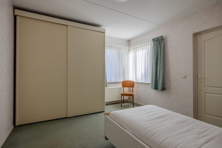 Photo 24 of Lutjegasterweg 26