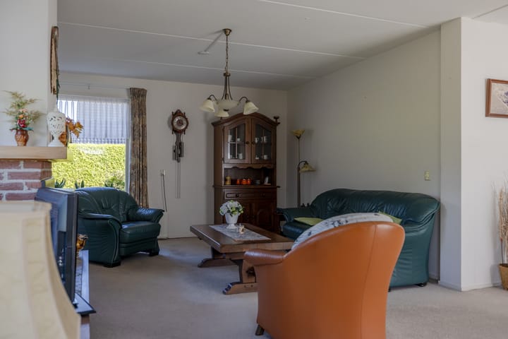 Photo 26 of Lutjegasterweg 26