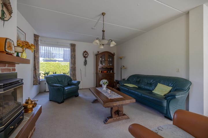 Photo 27 of Lutjegasterweg 26