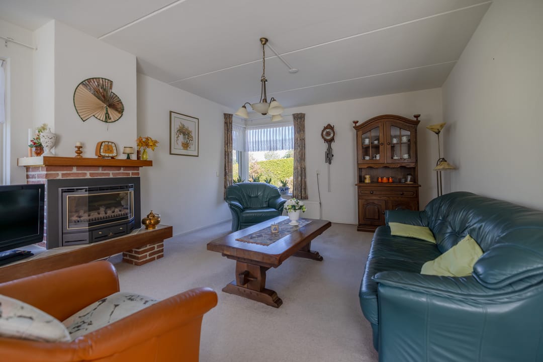 Foto 28 van Lutjegasterweg 26