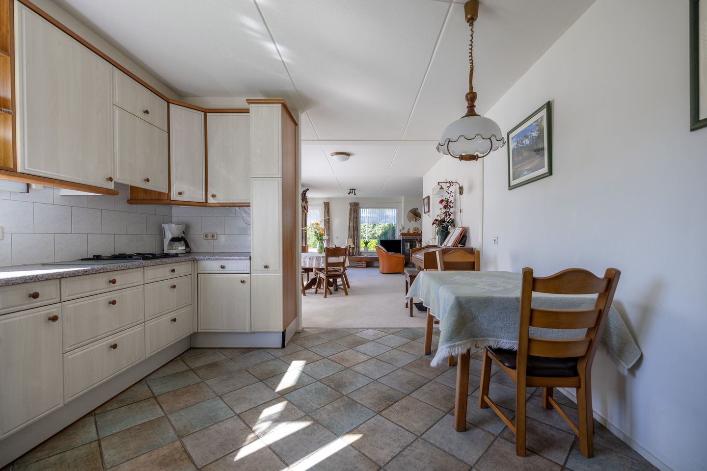 Foto 34 van Lutjegasterweg 26