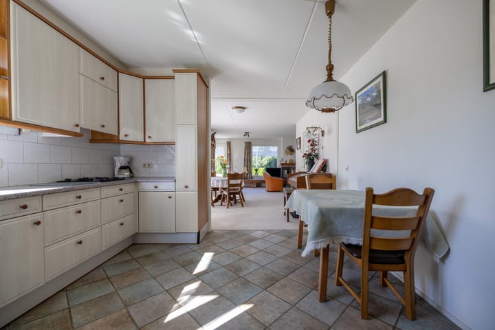 Photo 34 of Lutjegasterweg 26