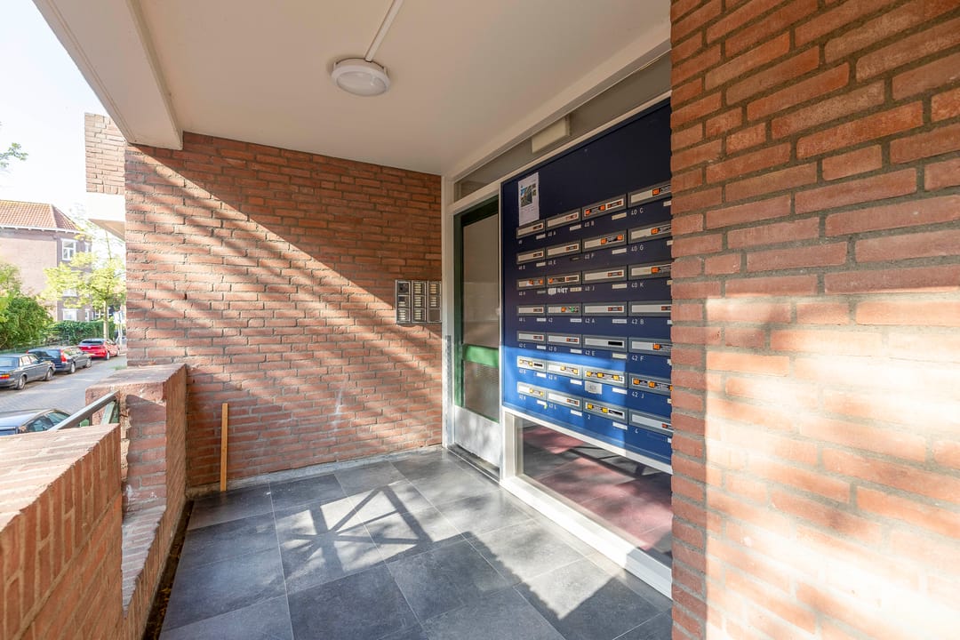 Photo 8 of Prins Hendrikstraat 40-G