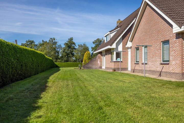 Photo 62 of Lutjegasterweg 26