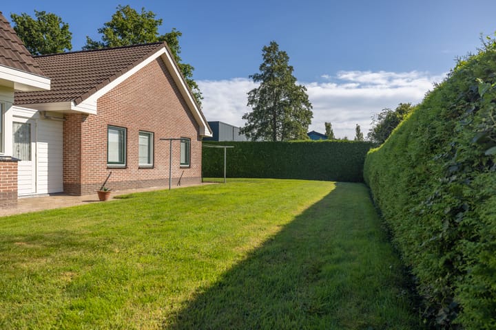 Photo 65 of Lutjegasterweg 26