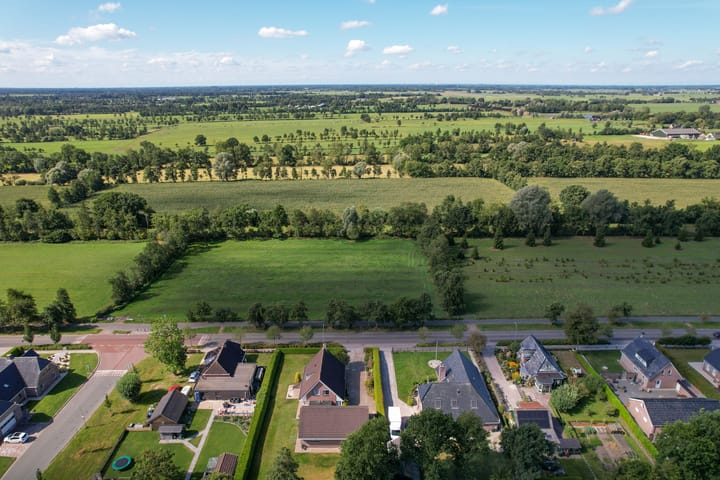 Photo 71 of Lutjegasterweg 26