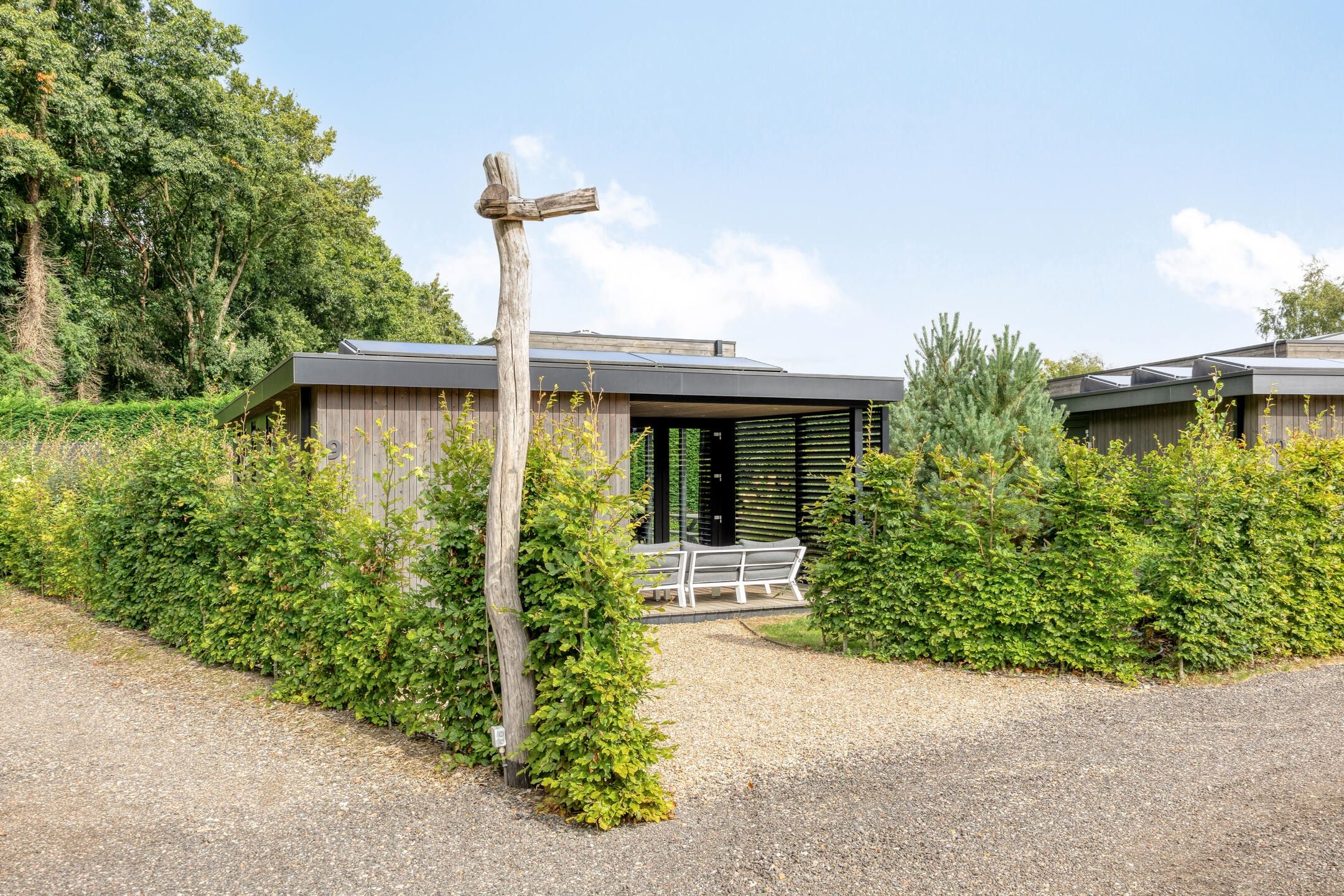 3-bedroom freehold villa in Rhenen — photo 1 of 5
