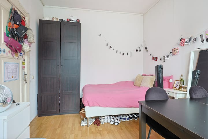 Photo 8 of Willem van Noortstraat 160