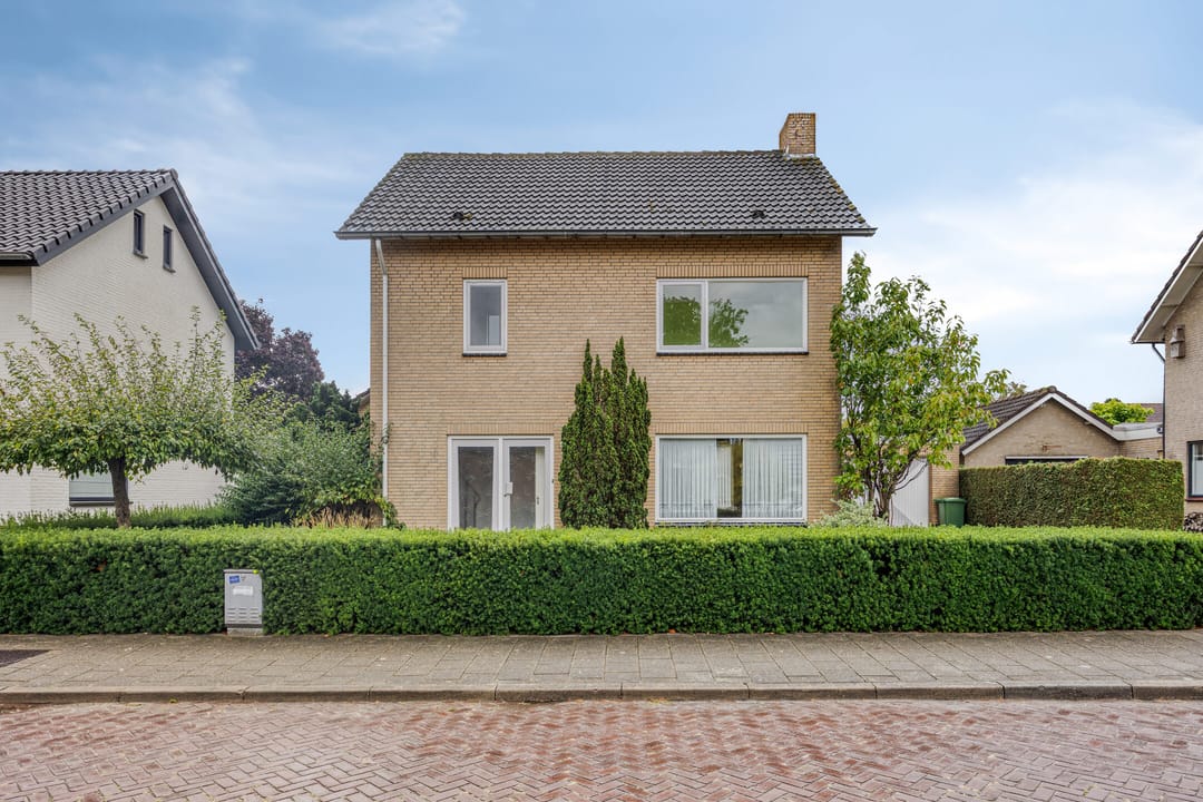 Photo 8 of Rector Luytenstraat 20