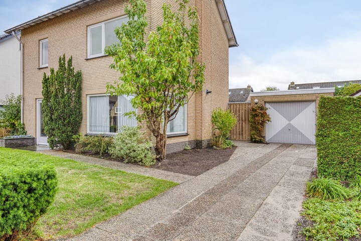 Photo 10 of Rector Luytenstraat 20