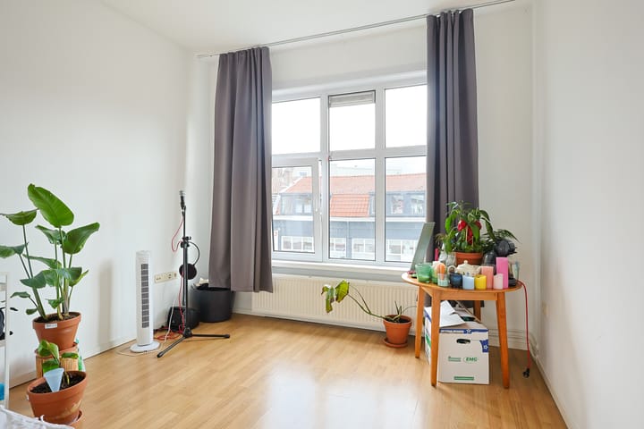 Photo 27 of Willem van Noortstraat 160